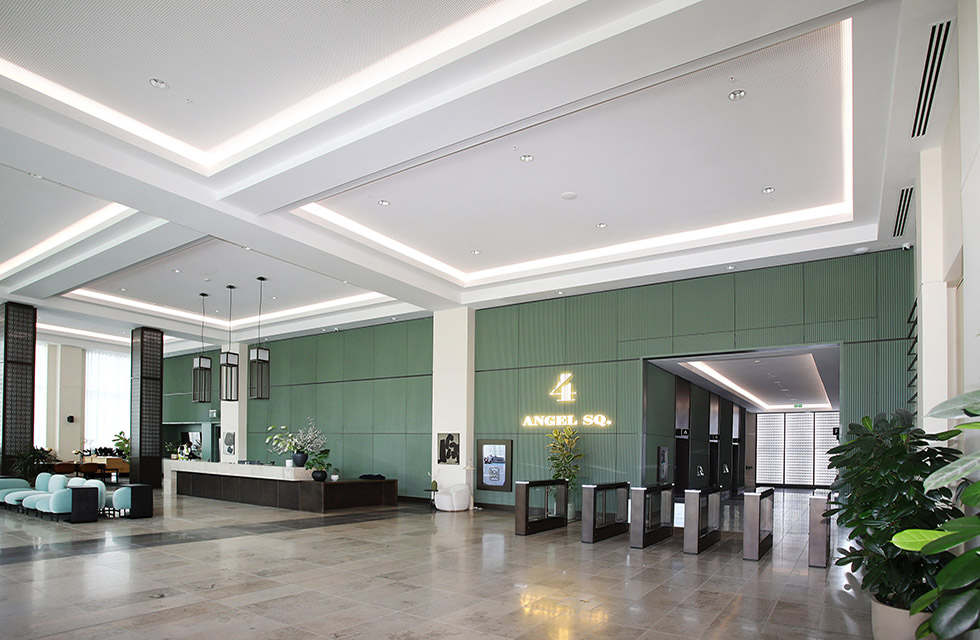 1354 Lobby