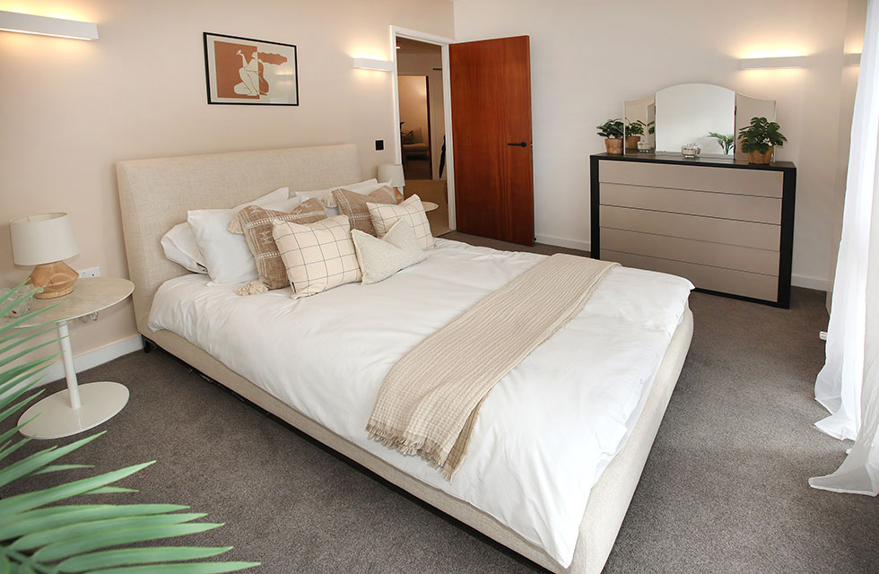 1453 Bedroom
